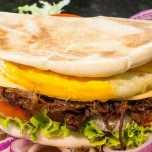 imagem do produto Eggs's Burguer no árabe