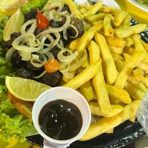 imagem do produto Carne de sol com batata ou  mandioca  azeitona e queijo