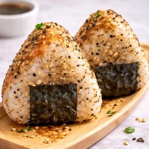 imagem do produto Oniguiri Salmão GOURMET (Dupla)
