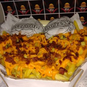 imagem do produto 2 x-tudo+batata suprema