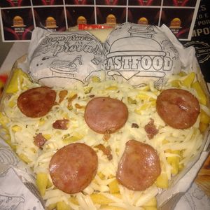 imagem do produto 2 x-tudo+ batata maluca + 2 GUARAVITA  