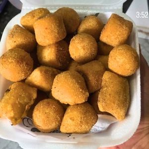 imagem do produto 25 SALGADOS TAMANHO FESTA.