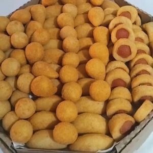 imagem do produto 100 SALGADOS TAMANHO FESTA.