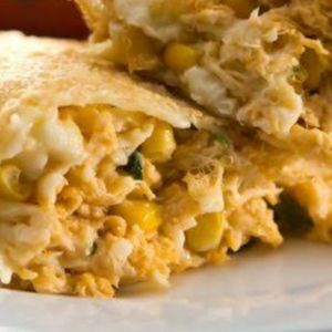 imagem do produto pastel comprido Frango e queijo