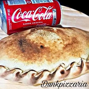 imagem do produto Calzone peperoni com creme chesse.
