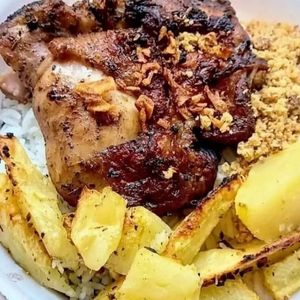 imagem do produto Filé de Sobrecoxa com batata corada 