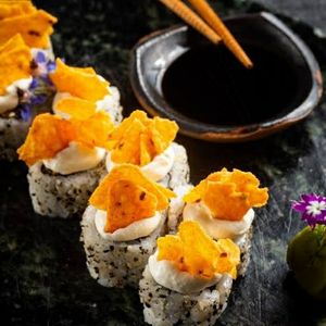imagem do produto 8 uramaki picachu