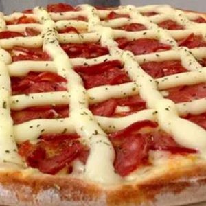 imagem do produto PIZZA GRANDE ESPECIAL CALABRESA COM CATUPIRY 