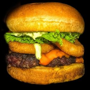 imagem do produto HAMBÚRGUER COM ANÉIS DE CEBOLA E BACON