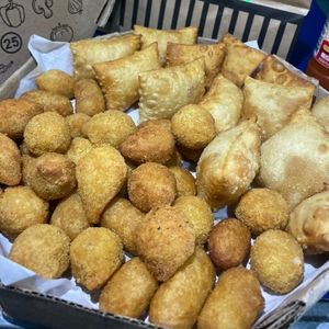 imagem do produto Caixa de salgados e pasteis