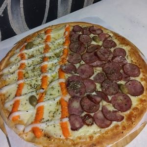 imagem do produto PIZZA GRANDE CALABRESA C/ CHEDDAR 