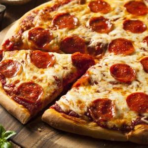 imagem do produto PIZZA MÉDIA CALABRESA 