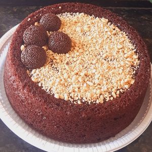 imagem do produto Bolo piscina brigadeiro crocante 