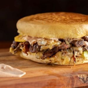 imagem do produto Xis-Bacon + Fritas + Maionese 