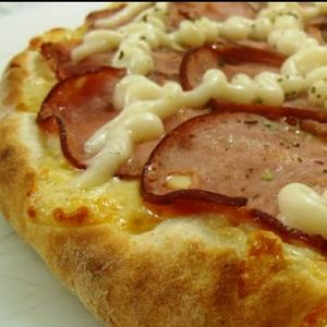 imagem do produto Pizza lombo canadense  com catupiry 4 fatias 