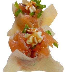 imagem do produto Casquinha crocante com salmão com azeite trufado 6 unidades 🥢 