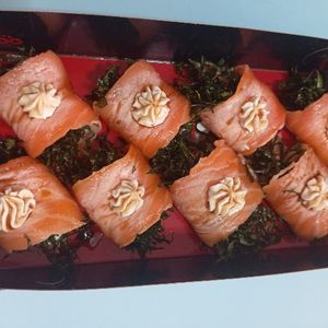 imagem do produto Sushi-jyo de couve cresp com cream-cheese 8unidades🥢