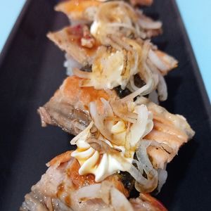 imagem do produto Niguiri Skin com cebola flambado 8 unidades🥢