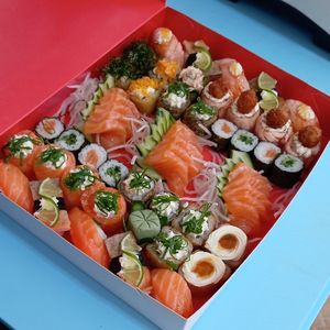 imagem do produto Combo G família 53-unidades🥢