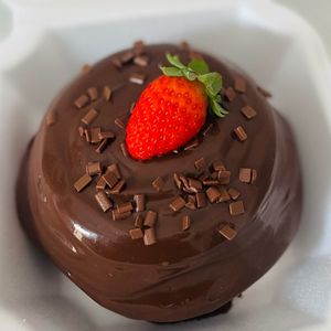 imagem do produto Vulcãozinho de chocolate com morangos 