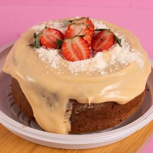 imagem do produto Bolo vulcão Ninho com morango