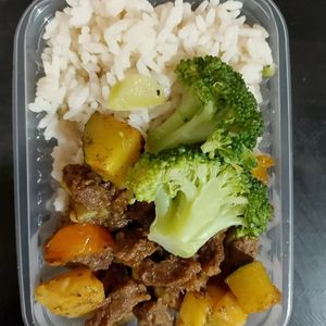 imagem do produto Carne em cubos cm legumes 