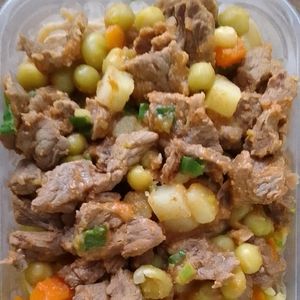 imagem do produto Carne em cubos cm legumes 