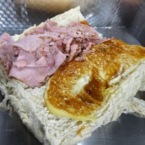 imagem do produto PRESUNTO E MUSSARELA 