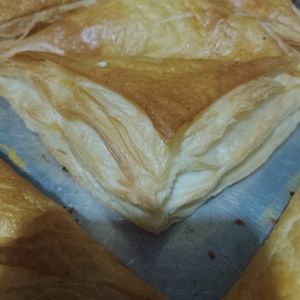 imagem do produto PASTEL FOLHEADO MÉDIO 