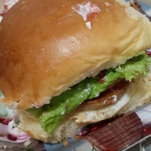 imagem do produto HAMBÚRGUER TRADICIONAL 