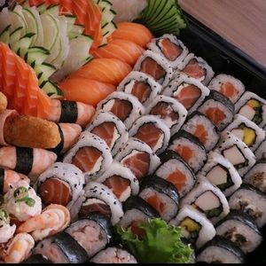 imagem do produto Combinado salmão/ 50 peças. 