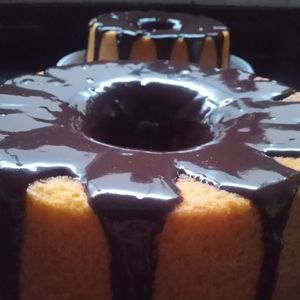 imagem do produto Bolo de cenoura com cobertura de chocolate 