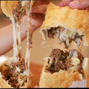 imagem do produto 25_carne seca,cream cheese, mussarela e cebola roxa 