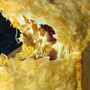 imagem do produto 42_frango,Bacon,catupiry, tomate