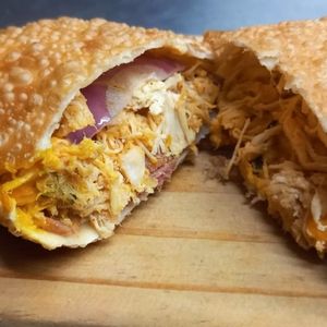 imagem do produto 27_frango, mussarela,calabresa, barbecue,cebola e orégano 