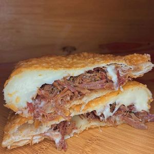 imagem do produto 43_carne seca, calabresa,catupiry, mussarela e cebola roxa 