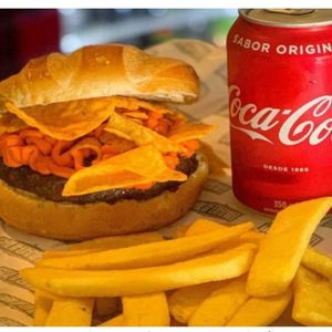 imagem do produto Dilli's Doritos Bacon + batata 100g + refrigerante lata