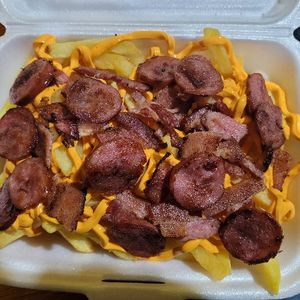 imagem do produto Mega batata frita com cheddar e bacon 500g