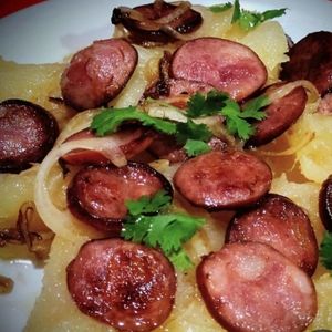 imagem do produto Macaxeira com calabresa na manteiga da terra 