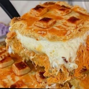 imagem do produto Empadão de frango com catupiry original 1kg 