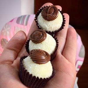 imagem do produto Brigadeiro de ninho com avelã 