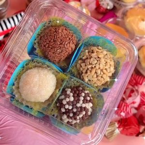 imagem do produto "Brigadeiros"