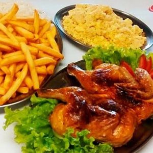 imagem do produto Galeto com Batata frita - Serve até 4 pessoas