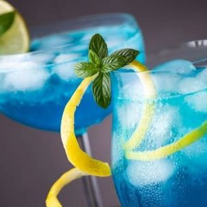 imagem do produto Caipiroska: lagoa azul 