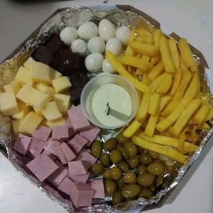 imagem do produto Frios e fritas . 