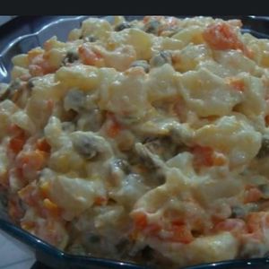 imagem do produto Salada de Maionese Pote 750g (Legumes)🥔 🥕 🌽 