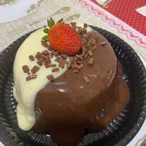 imagem do produto Mini Vulcão massa de chocolate cobertura dois amores 