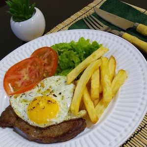 imagem do produto Bife a cavalo(Bife de Contra Filé)