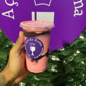 imagem do produto moranguete 500ml / açai , musse de morango e leite em pó