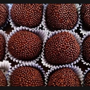 imagem do produto Brigadeiro tradicional (25 unidades)